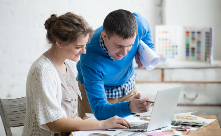 Factors influencing graphic designer salaries including skills location employer and industry