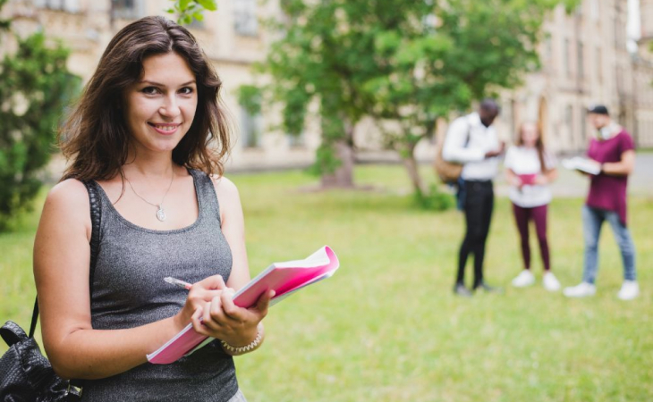 Graphic design courses in Delhi - Nurturing talent